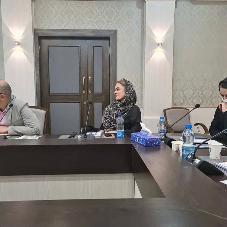 خانم کفاش زاده عزیز