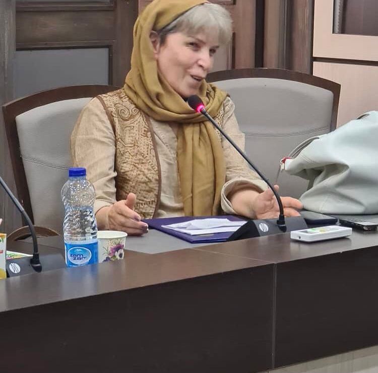 خانم کفاش زاده عزیز