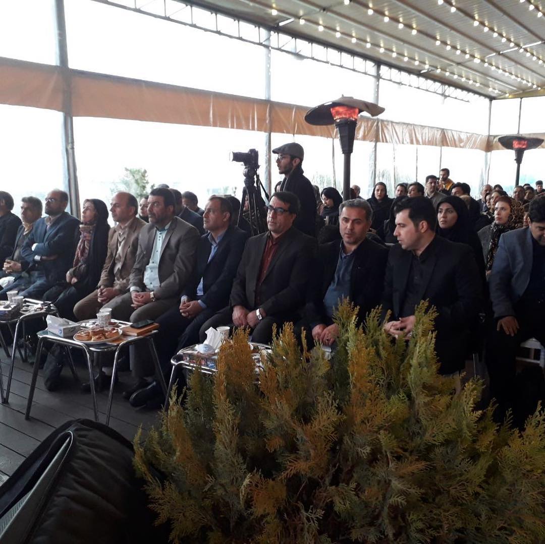 تاثیر علم بر صلح و دوستی